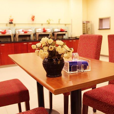 Gold Mine Express Hotel Nanning Dış mekan fotoğraf