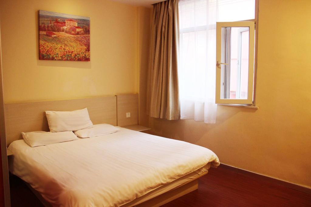 Gold Mine Express Hotel Nanning Oda fotoğraf